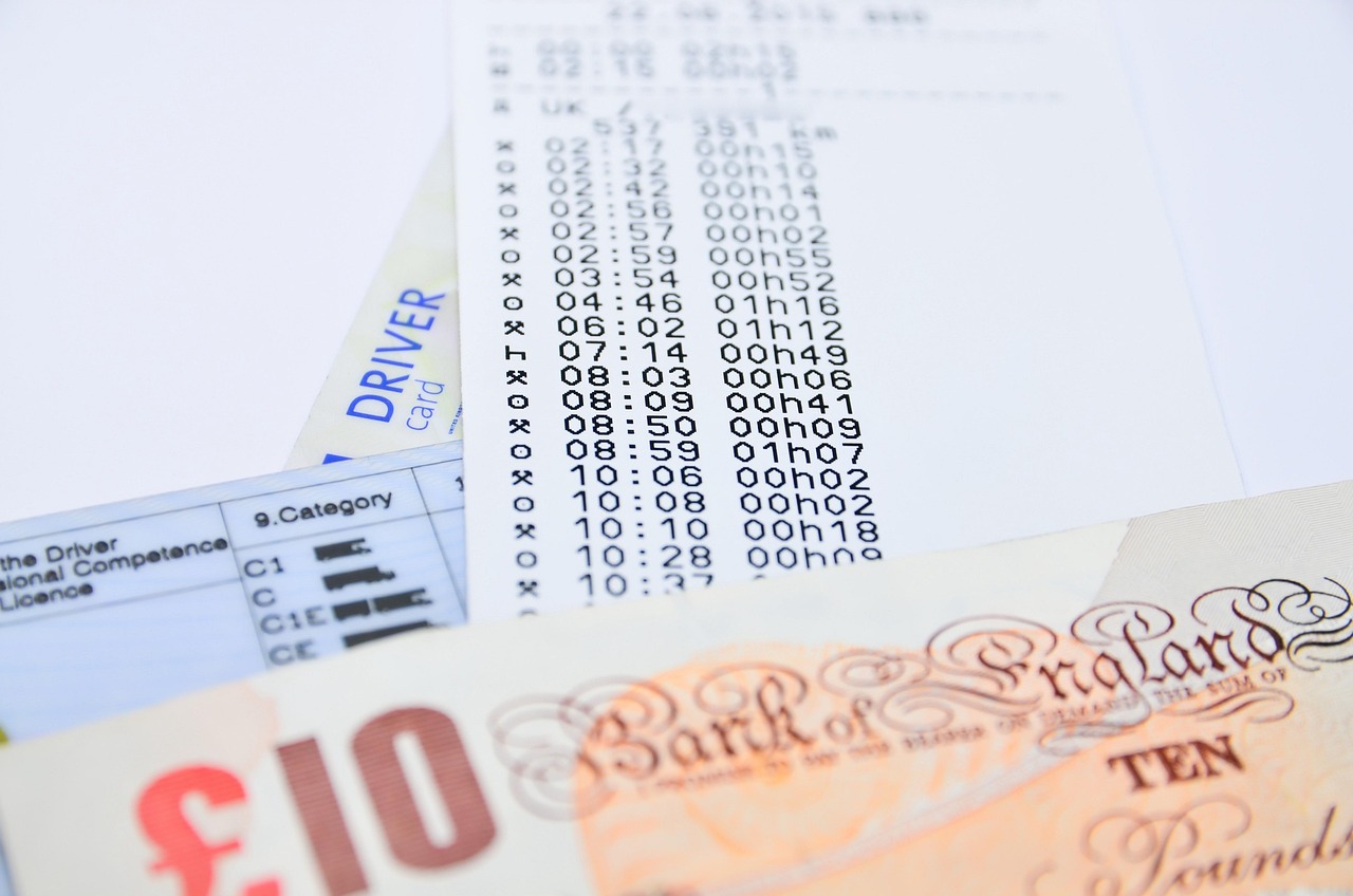 Mappa delle regioni italiane dove gli over 70 non pagheranno il bollo auto dal 2026.